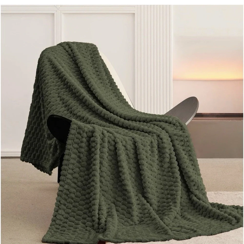 Korbliss Green Twin 50 x 70 Fleece Throw Blanket  3d Jacquard Soft Cozy New